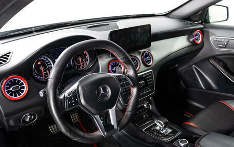 Mercedes-Benz GLA AMG, 2015 год, 3 270 000 рублей, 2 фотография