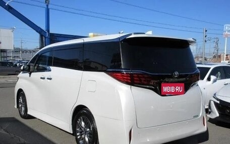 Toyota Alphard, 2024 год, 5 730 000 рублей, 6 фотография