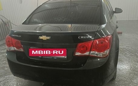 Chevrolet Cruze II, 2010 год, 725 000 рублей, 5 фотография