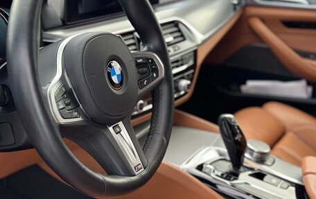 BMW 5 серия, 2017 год, 3 990 000 рублей, 13 фотография