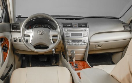 Toyota Camry, 2008 год, 1 599 000 рублей, 6 фотография