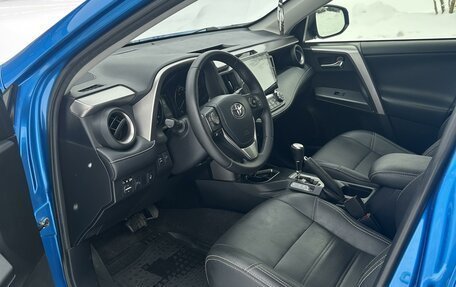 Toyota RAV4, 2016 год, 2 950 000 рублей, 11 фотография