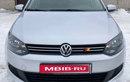 Volkswagen Polo VI (EU Market), 2012 год, 815 000 рублей, 2 фотография