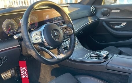 Mercedes-Benz E-Класс, 2019 год, 4 350 000 рублей, 8 фотография