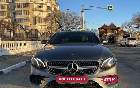 Mercedes-Benz E-Класс, 2019 год, 4 350 000 рублей, 6 фотография