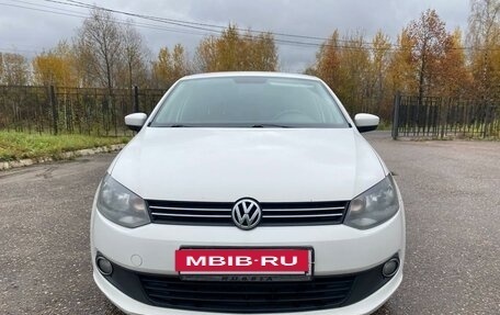 Volkswagen Polo VI (EU Market), 2013 год, 900 000 рублей, 17 фотография