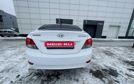 Hyundai Solaris II рестайлинг, 2012 год, 899 000 рублей, 5 фотография