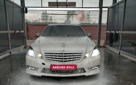 Mercedes-Benz E-Класс, 2011 год, 1 100 000 рублей, 1 фотография