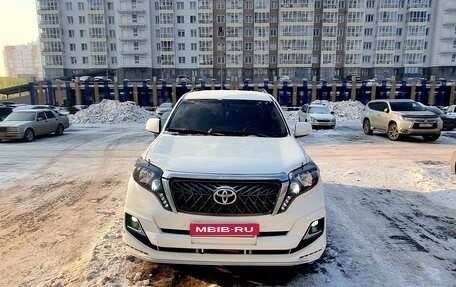 Toyota Land Cruiser Prado 150 рестайлинг 2, 2011 год, 3 190 000 рублей, 2 фотография