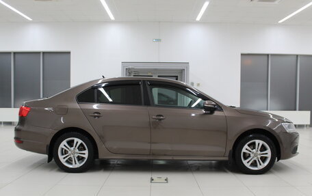 Volkswagen Jetta VI, 2011 год, 1 090 000 рублей, 7 фотография