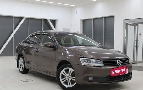 Volkswagen Jetta VI, 2011 год, 1 090 000 рублей, 3 фотография
