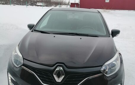 Renault Kaptur I рестайлинг, 2019 год, 1 700 000 рублей, 2 фотография