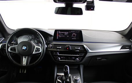 BMW 5 серия, 2020 год, 5 390 000 рублей, 11 фотография