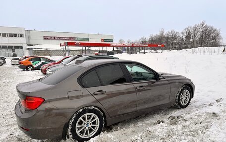 BMW 3 серия, 2013 год, 1 321 000 рублей, 4 фотография
