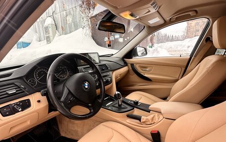 BMW 3 серия, 2013 год, 1 321 000 рублей, 10 фотография