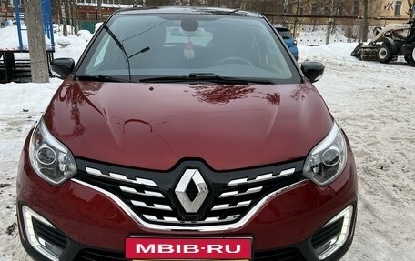 Renault Kaptur I рестайлинг, 2021 год, 1 950 000 рублей, 1 фотография
