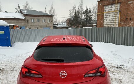 Opel Astra J, 2011 год, 820 000 рублей, 2 фотография