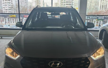 Hyundai Creta I рестайлинг, 2021 год, 2 350 000 рублей, 2 фотография