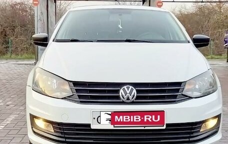 Volkswagen Polo VI (EU Market), 2017 год, 950 000 рублей, 3 фотография