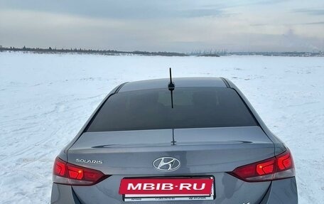 Hyundai Solaris II рестайлинг, 2018 год, 1 570 000 рублей, 5 фотография