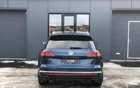 Volkswagen Touareg III, 2018 год, 6 090 000 рублей, 5 фотография