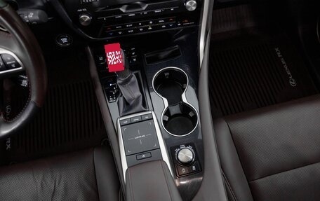Lexus RX IV рестайлинг, 2021 год, 6 590 000 рублей, 34 фотография