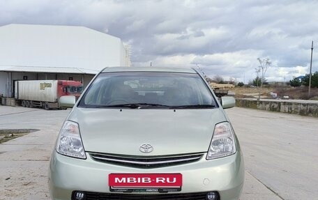 Toyota Prius, 2009 год, 1 005 000 рублей, 2 фотография