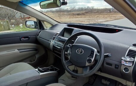 Toyota Prius, 2009 год, 1 005 000 рублей, 12 фотография