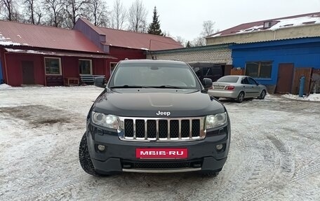 Jeep Grand Cherokee, 2012 год, 2 400 000 рублей, 2 фотография