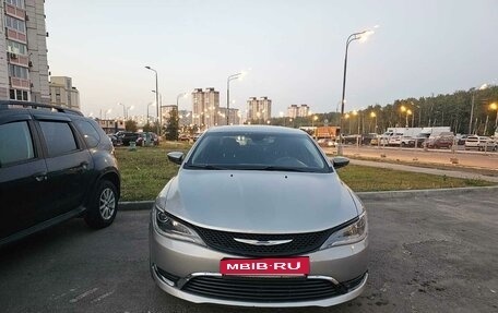 Chrysler 200 II, 2015 год, 1 250 000 рублей, 2 фотография
