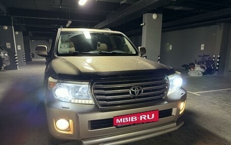Toyota Land Cruiser 200, 2013 год, 5 000 000 рублей, 3 фотография