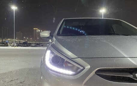 Hyundai Solaris II рестайлинг, 2013 год, 890 000 рублей, 4 фотография