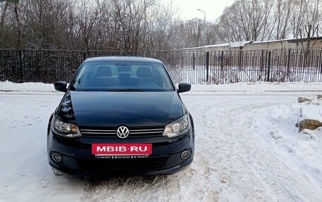 Volkswagen Polo VI (EU Market), 2013 год, 790 000 рублей, 2 фотография