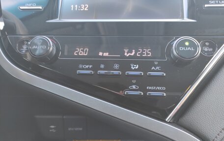 Toyota Camry, 2019 год, 2 595 000 рублей, 20 фотография