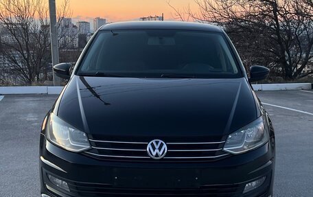 Volkswagen Polo VI (EU Market), 2019 год, 1 399 000 рублей, 2 фотография