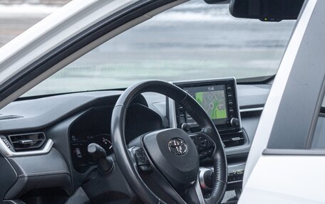 Toyota RAV4, 2020 год, 4 234 000 рублей, 9 фотография