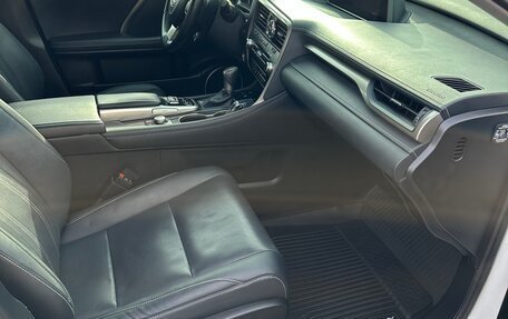 Lexus RX IV рестайлинг, 2016 год, 5 200 000 рублей, 9 фотография