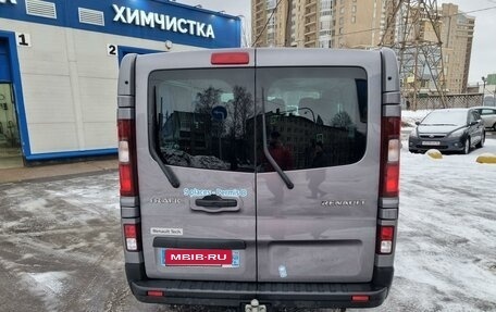 Renault Trafic, 2019 год, 3 200 000 рублей, 7 фотография