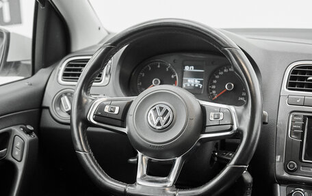 Volkswagen Polo VI (EU Market), 2018 год, 1 237 000 рублей, 11 фотография