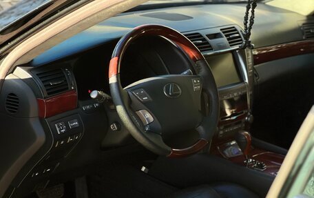 Lexus LS IV, 2008 год, 1 900 000 рублей, 10 фотография