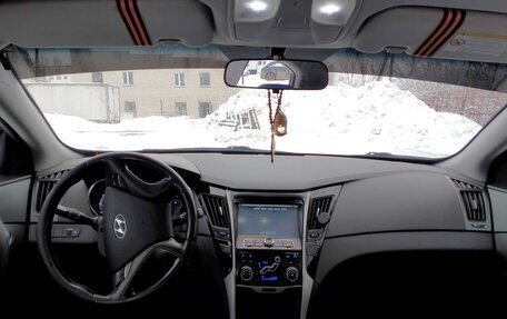 Hyundai Sonata VI, 2011 год, 1 150 000 рублей, 11 фотография