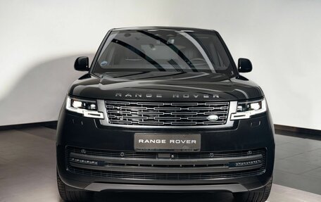 Land Rover Range Rover IV рестайлинг, 2023 год, 30 990 000 рублей, 2 фотография