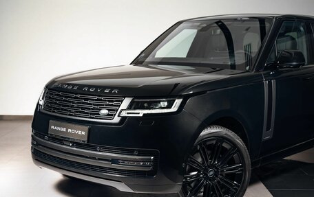 Land Rover Range Rover IV рестайлинг, 2023 год, 30 990 000 рублей, 5 фотография