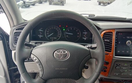 Toyota Land Cruiser 100 рестайлинг 2, 2006 год, 2 500 000 рублей, 10 фотография