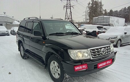Toyota Land Cruiser 100 рестайлинг 2, 2006 год, 2 500 000 рублей, 3 фотография