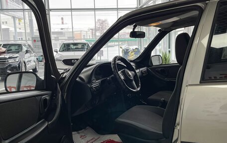Chevrolet Niva I рестайлинг, 2012 год, 669 000 рублей, 7 фотография