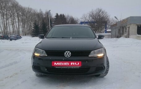 Volkswagen Jetta VI, 2012 год, 1 300 000 рублей, 6 фотография
