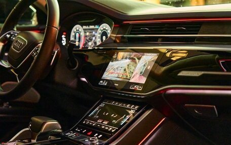 Audi A8, 2018 год, 7 400 000 рублей, 10 фотография