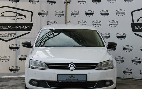 Volkswagen Jetta VI, 2014 год, 1 070 000 рублей, 3 фотография