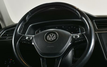 Volkswagen Tiguan II, 2019 год, 2 599 000 рублей, 11 фотография